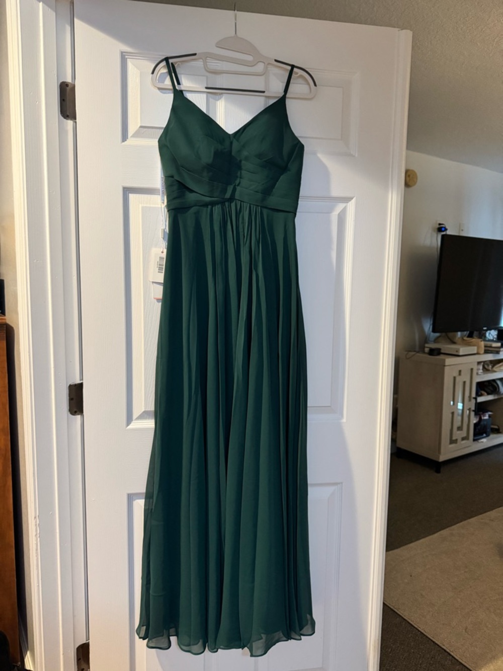 Emerald Green Spaghetti-Strap Evening Dress